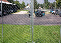 ポリ塩化ビニールのチェーン・リンクの網の塀は高く安全な障壁および審美的な一見を提供します